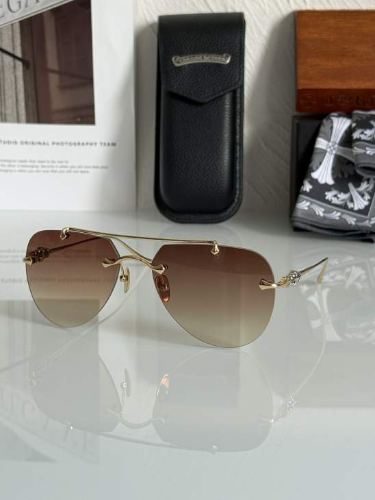 Picture of Chrome Hearts Sunglasses _SKUfw73585650fw